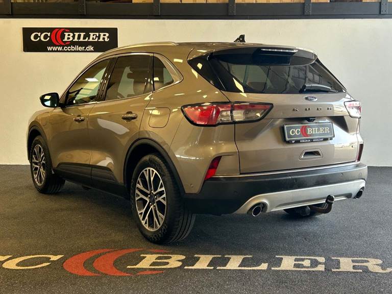 Ford Kuga 2,5 PHEV Titanium X CVT