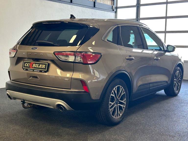 Ford Kuga 2,5 PHEV Titanium X CVT