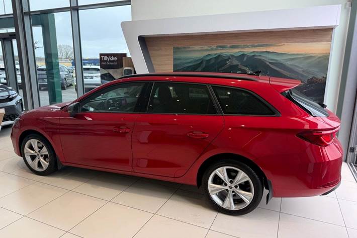 Rød Seat Leon fra 2021