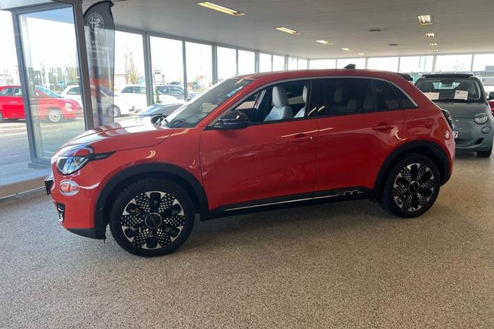 Orange Fiat 600e fra 2024