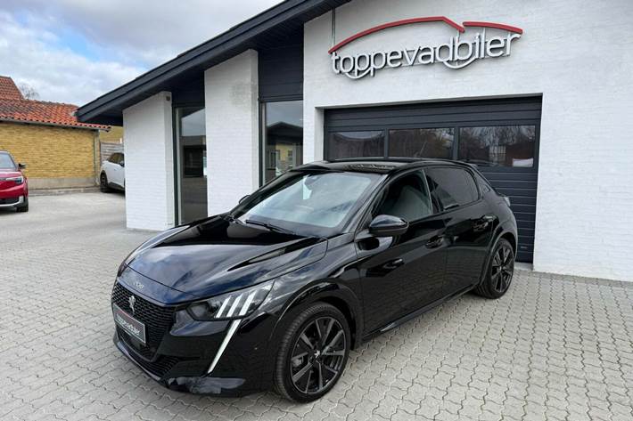 Sort Peugeot e-208 fra 2024