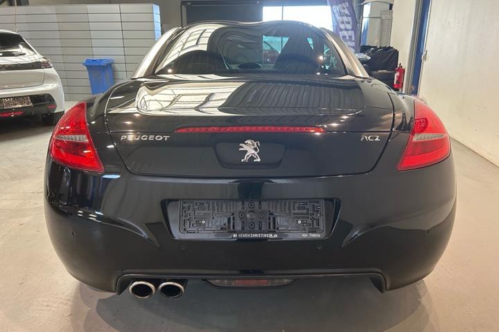 Sort Peugeot RCZ fra 2010