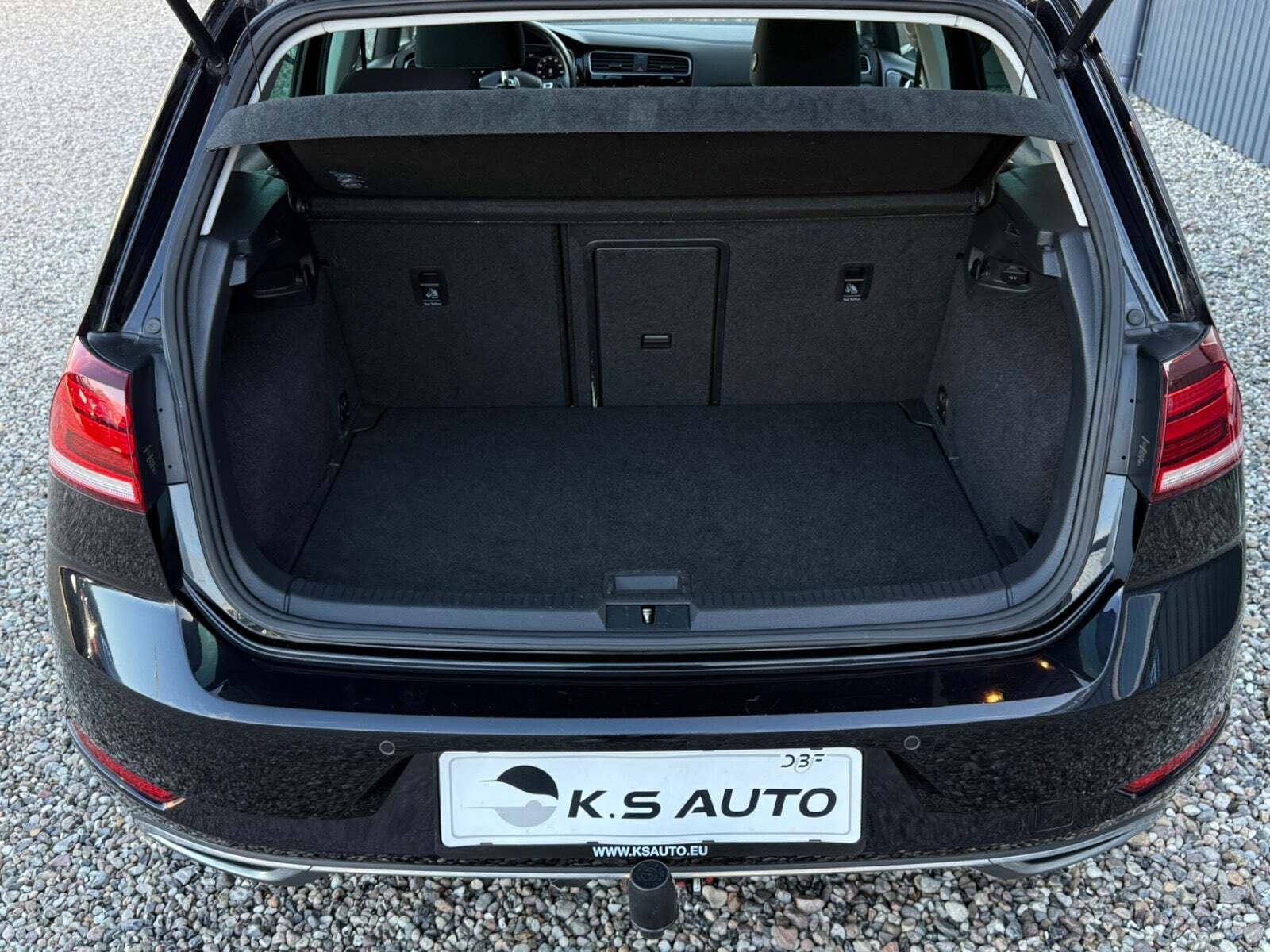 Sort VW Golf VII fra 2018