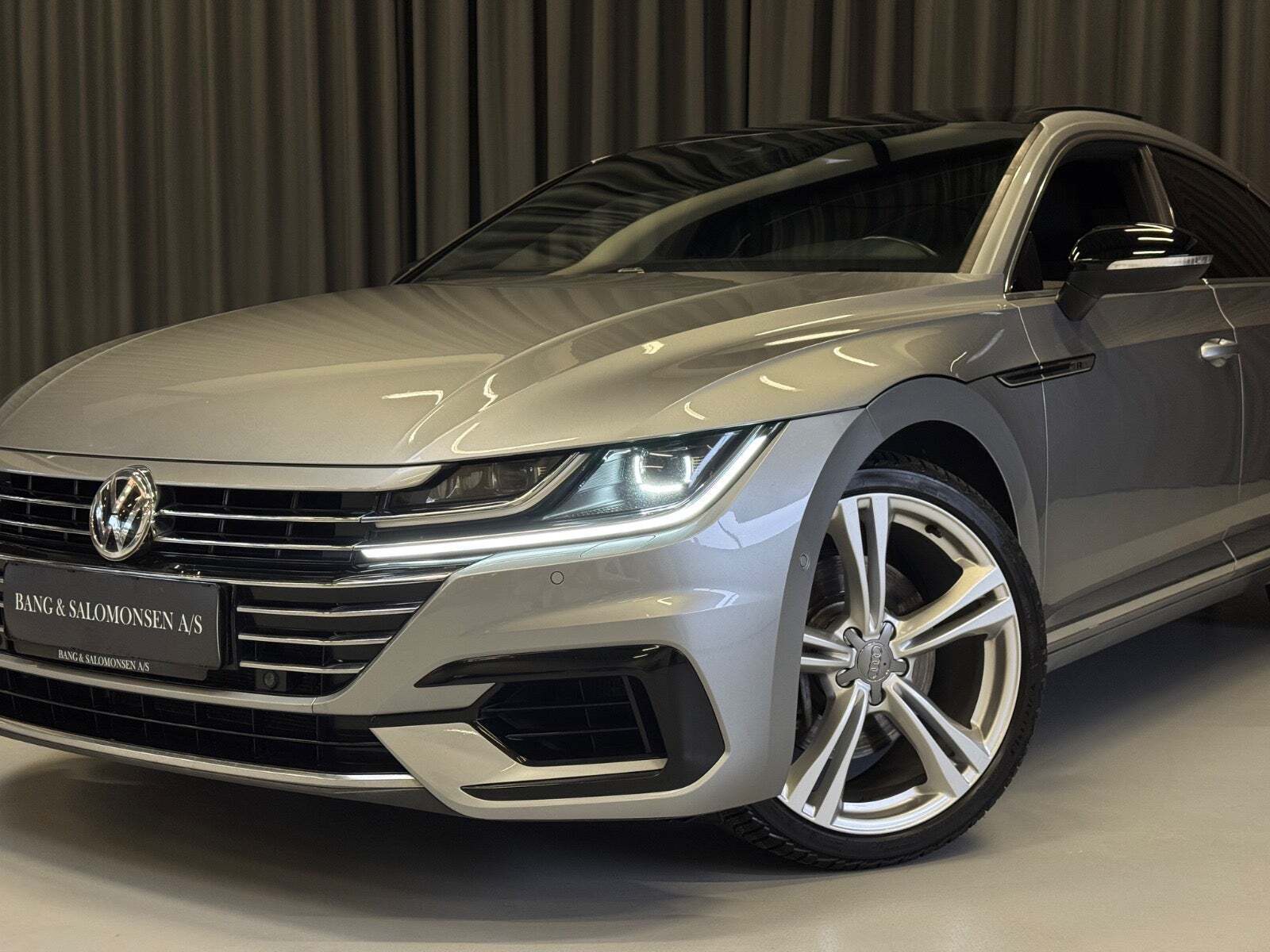 VW Arteon 2,0 TSi 280 R-line DSG 4Motion