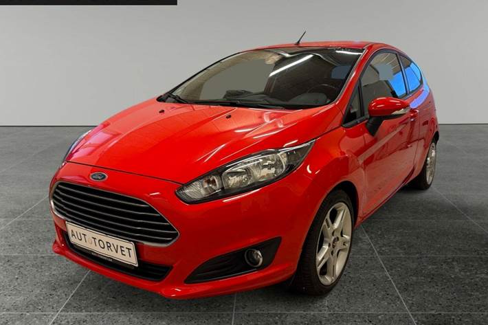 Rød Ford Fiesta fra 2013