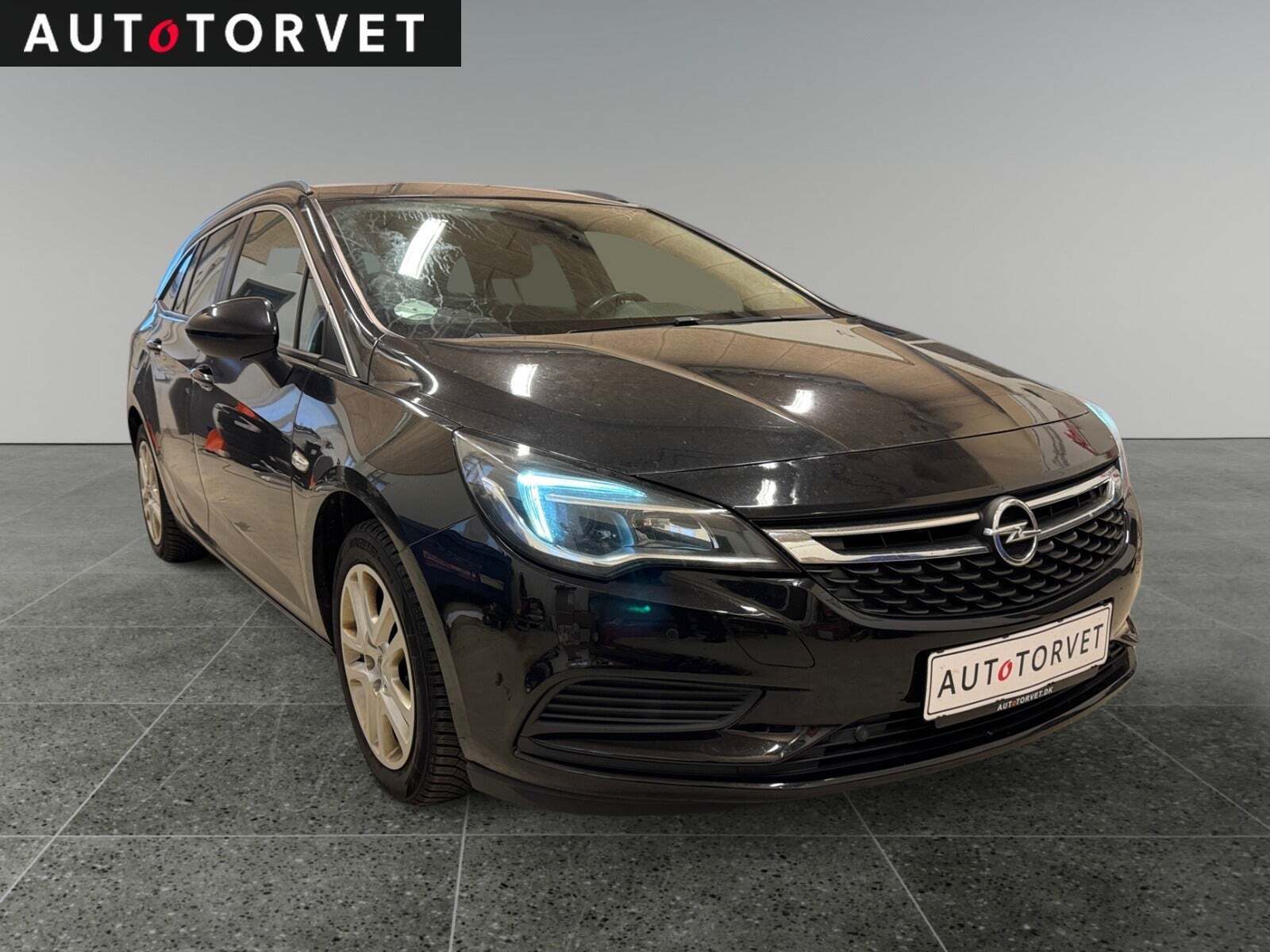 Opel Astra 1,6 CDTi 110 Enjoy Sports Tourer