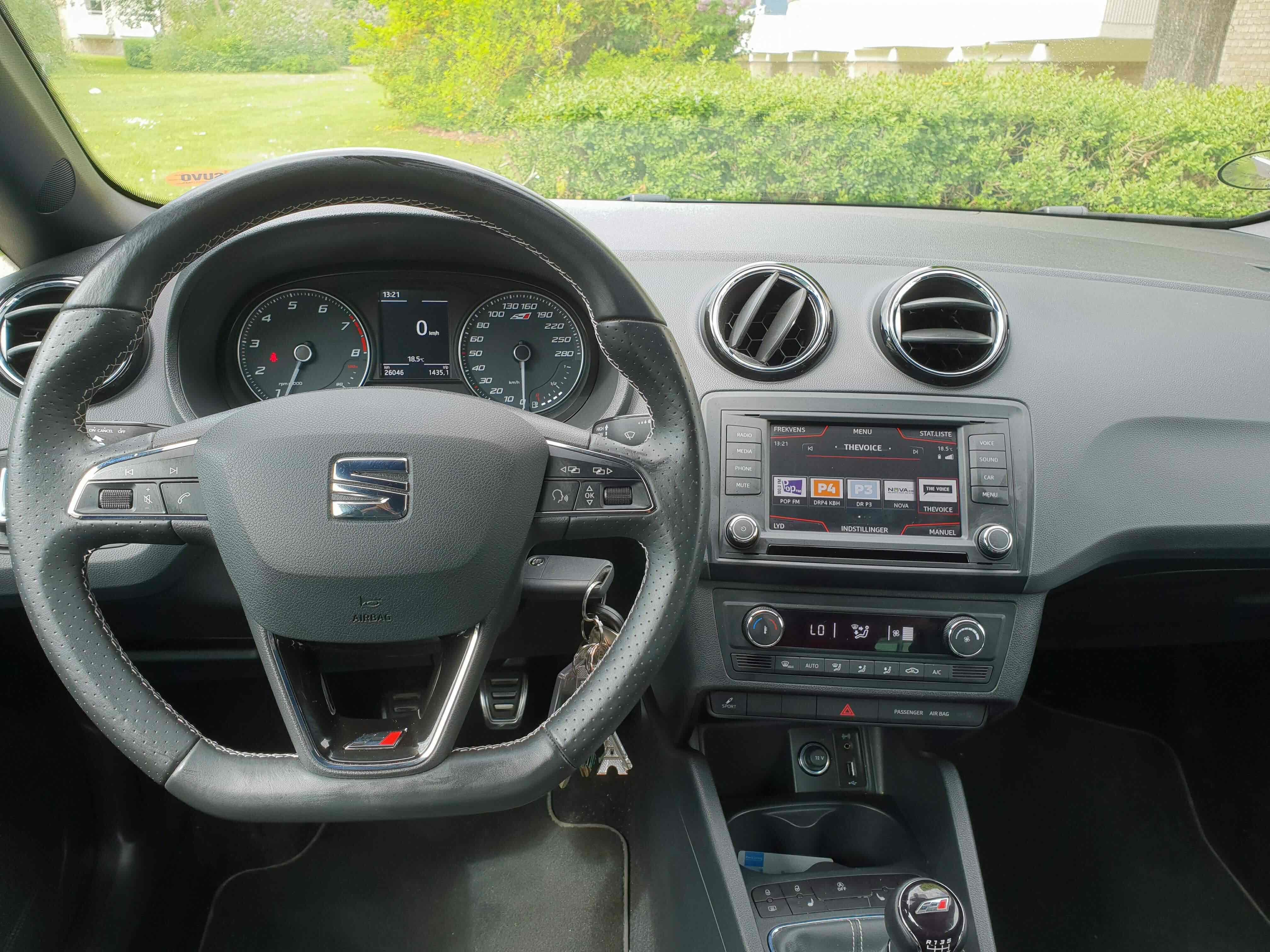 Grå Seat Ibiza fra 2016