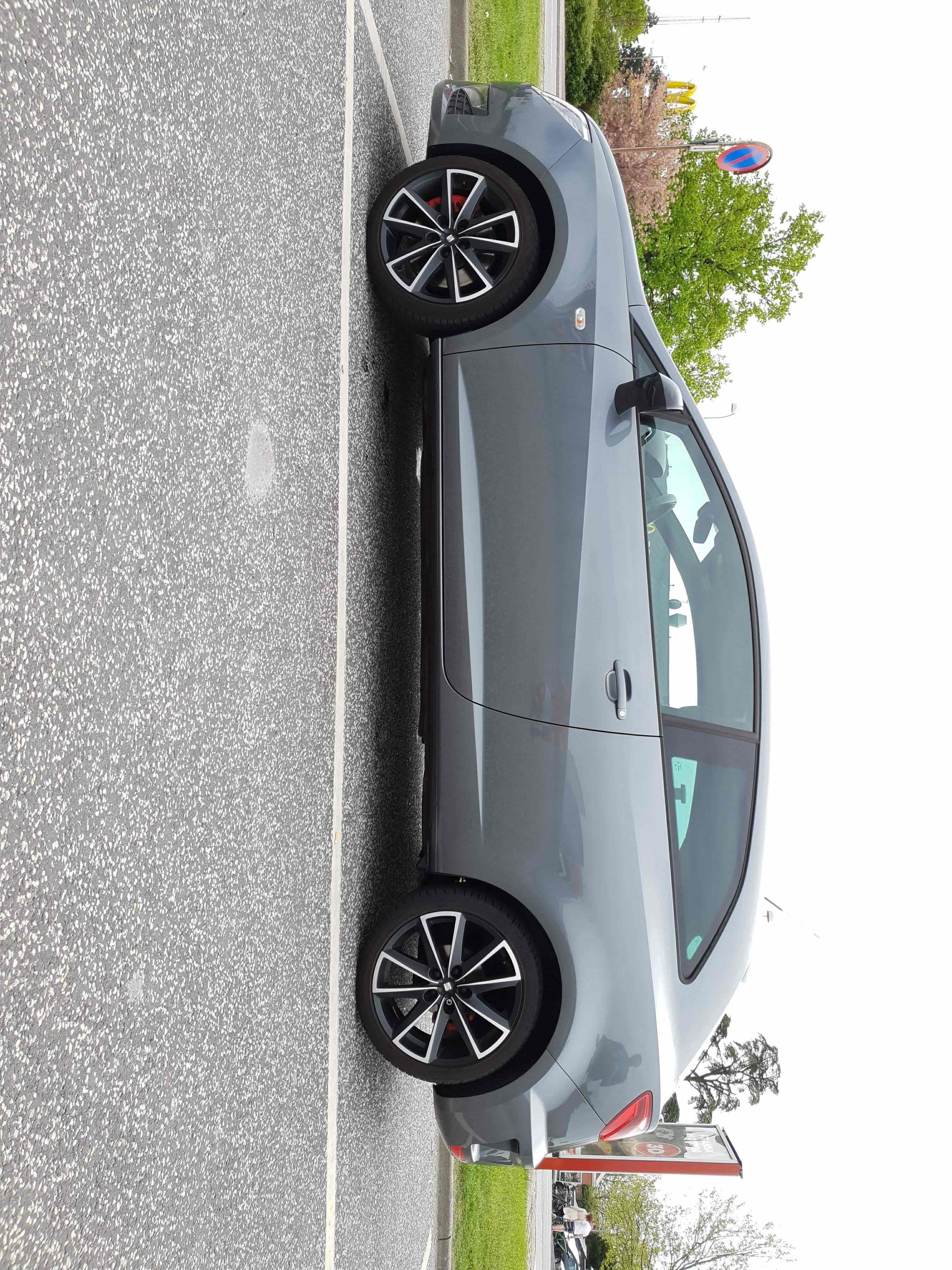 Grå Seat Ibiza fra 2016