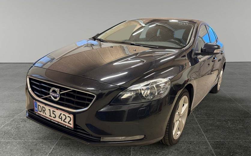 Volvo V40 2,0 D3 150 Kinetic