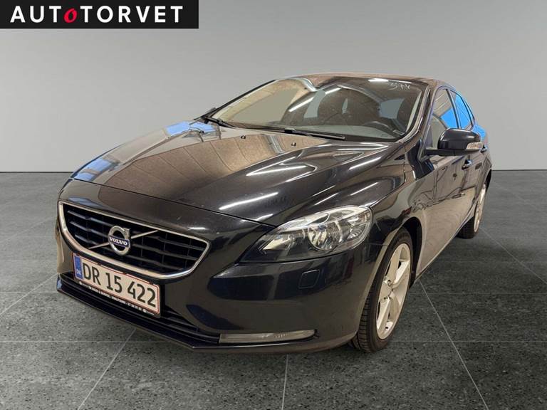 Volvo V40 2,0 D3 150 Kinetic