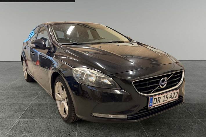 Sort Volvo V40 fra 2013