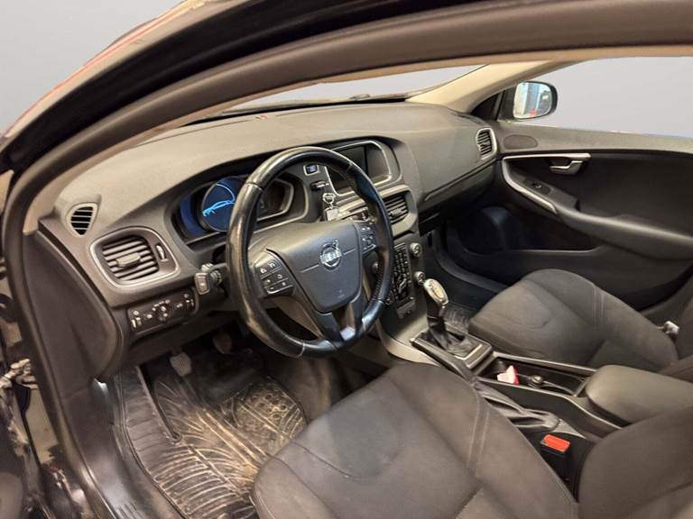 Volvo V40 2,0 D3 150 Kinetic