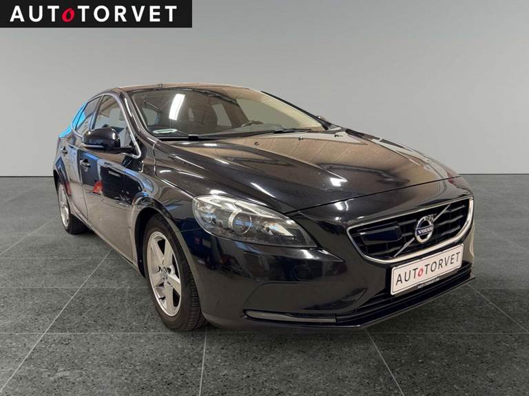 Volvo V40 1,6 D2 115 Kinetic aut.