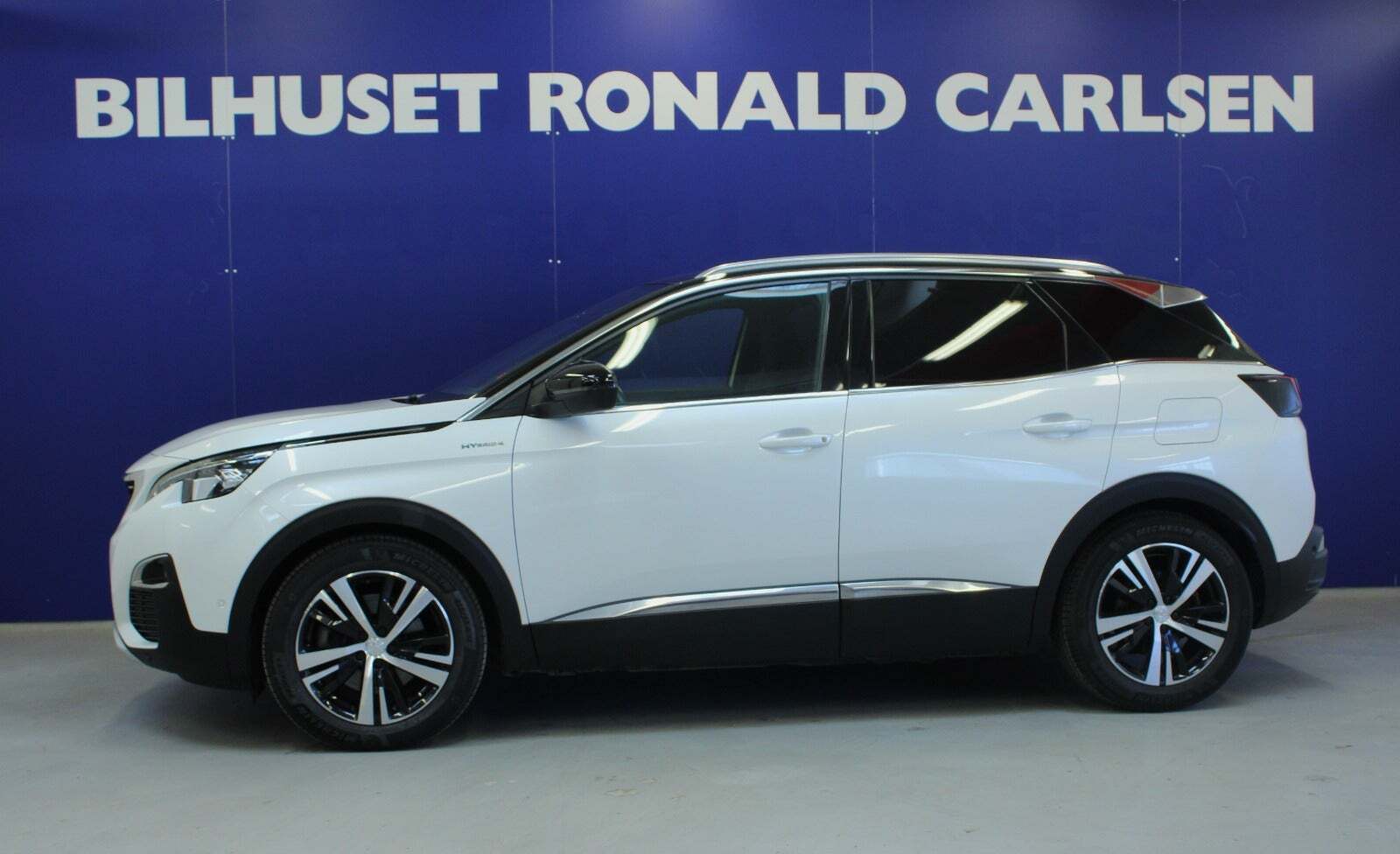 Peugeot 3008 1,6 Hybrid4 GT Line EAT8