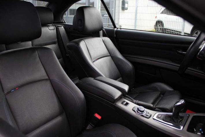 Sølv BMW 335i fra 2013