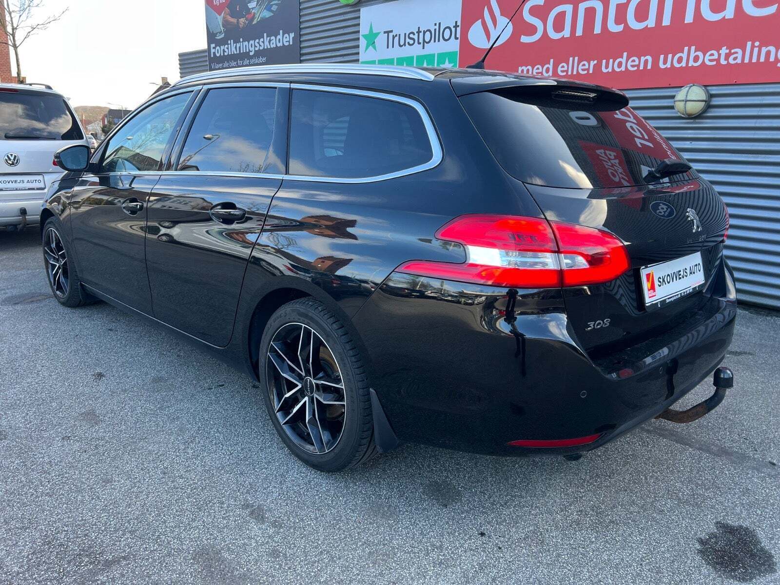 Peugeot 308 1,5 BlueHDi 130 Allure Sky SW