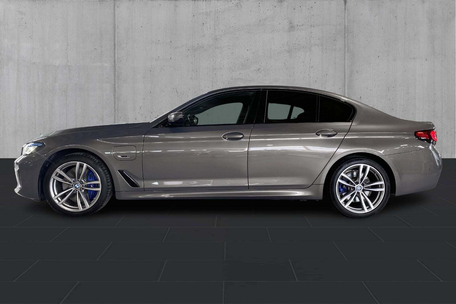 BMW 545e 3,0 M-Sport xDrive aut.