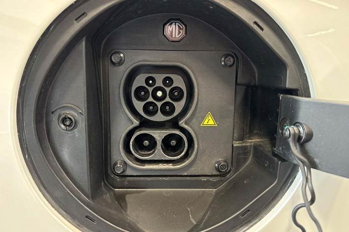 Hvid MG Marvel R fra 2024