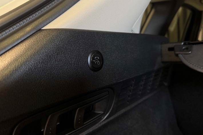 Hvid Mazda CX-60 fra 2022