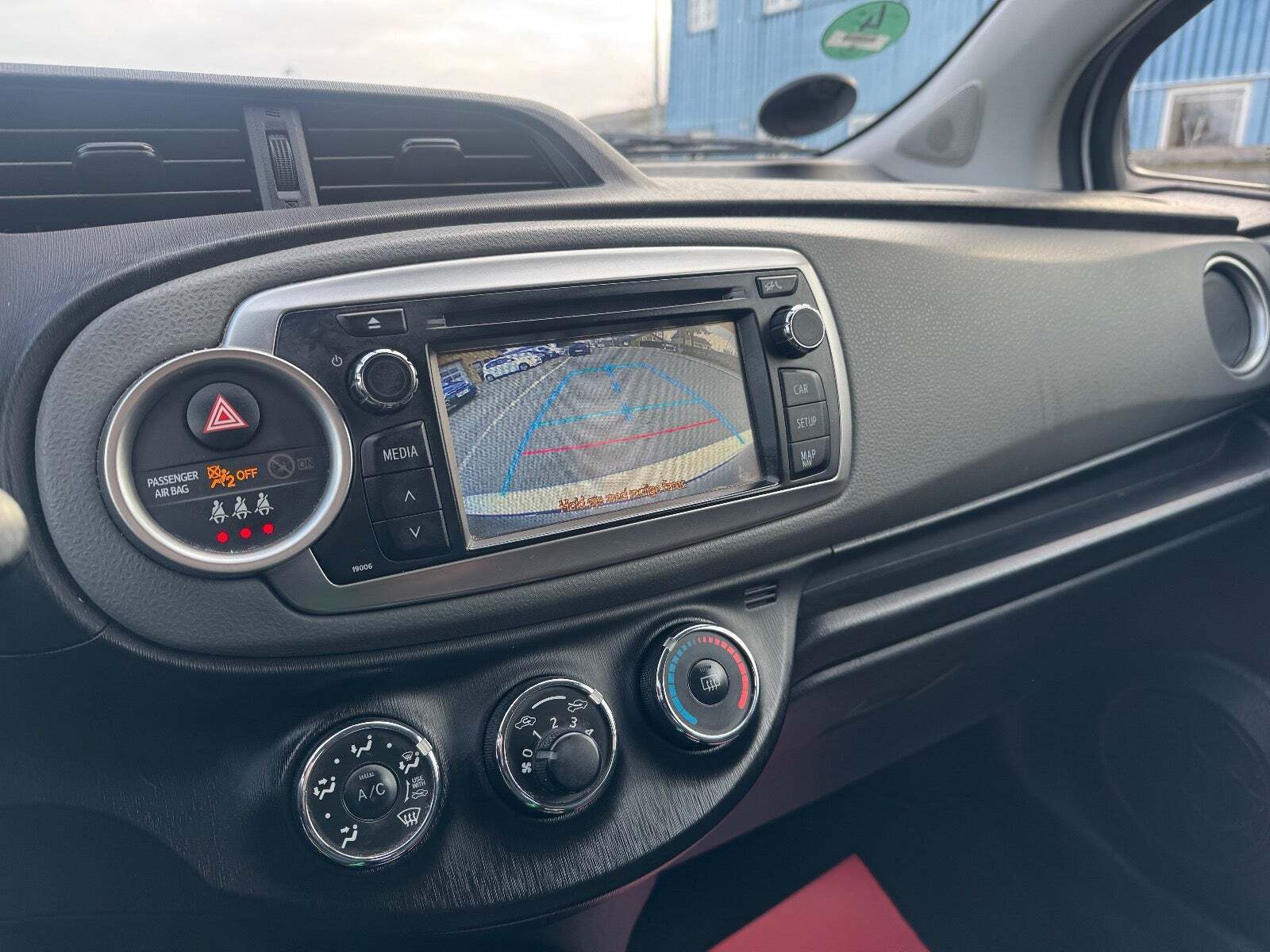 undefined Toyota Yaris fra 2011