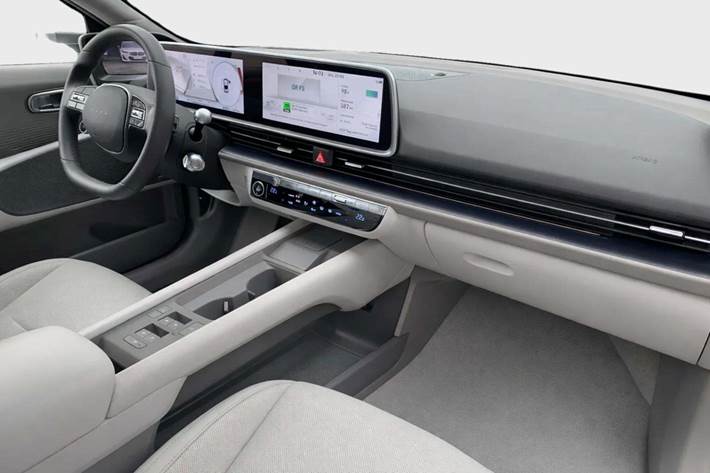 Sort Hyundai Ioniq 6 fra 2025