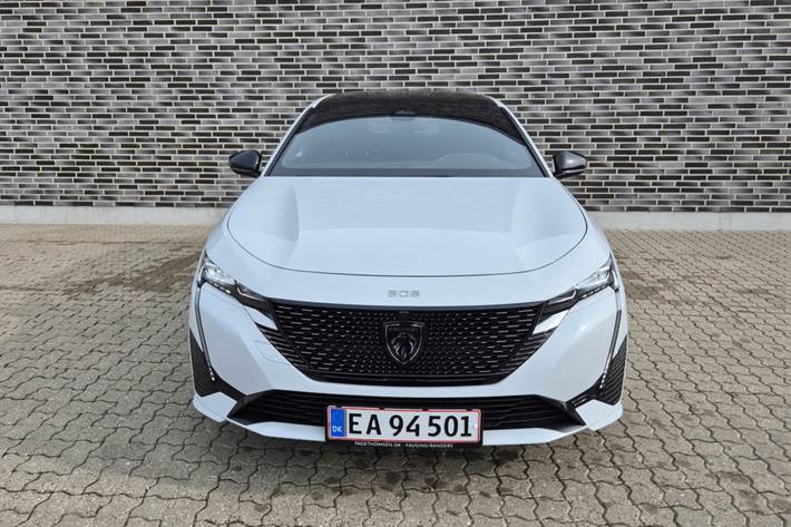 Hvid Peugeot E-308 fra 2023
