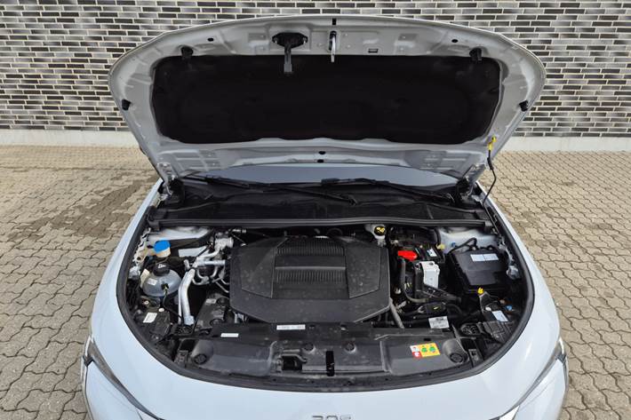 Hvid Peugeot E-308 fra 2023