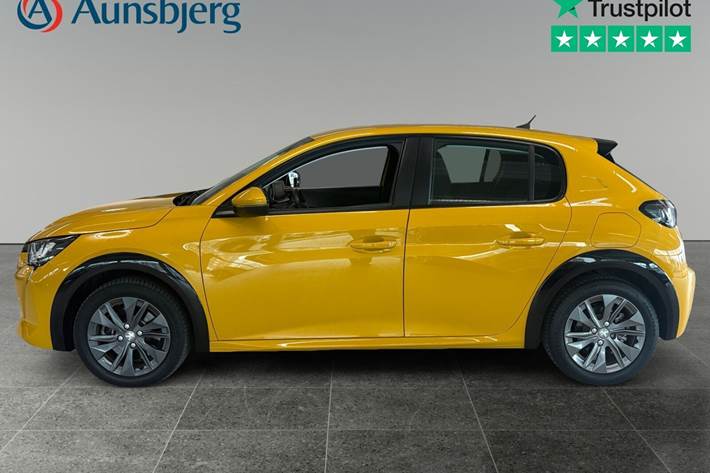 Gul Peugeot e-208 fra 2022