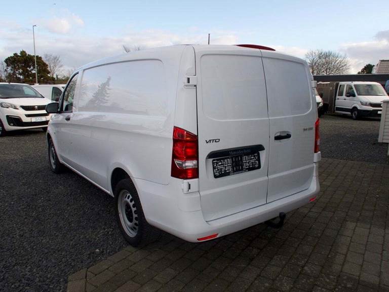 Mercedes Vito 114 2,0 CDi Kassevogn aut. L RWD
