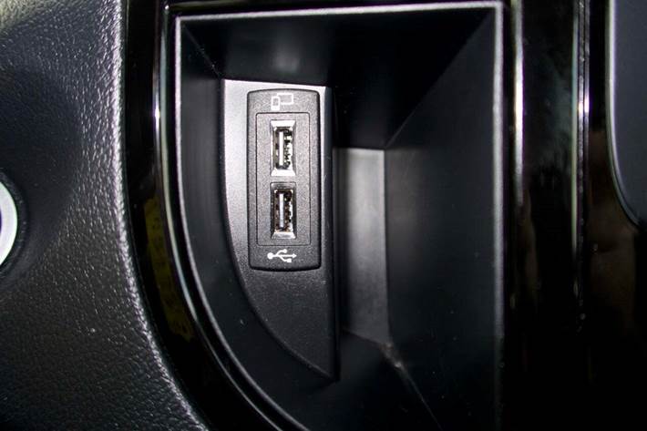 Hvid Mercedes Vito 114 fra 2024