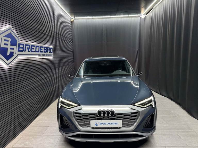 Audi SQ8 e-tron quattro