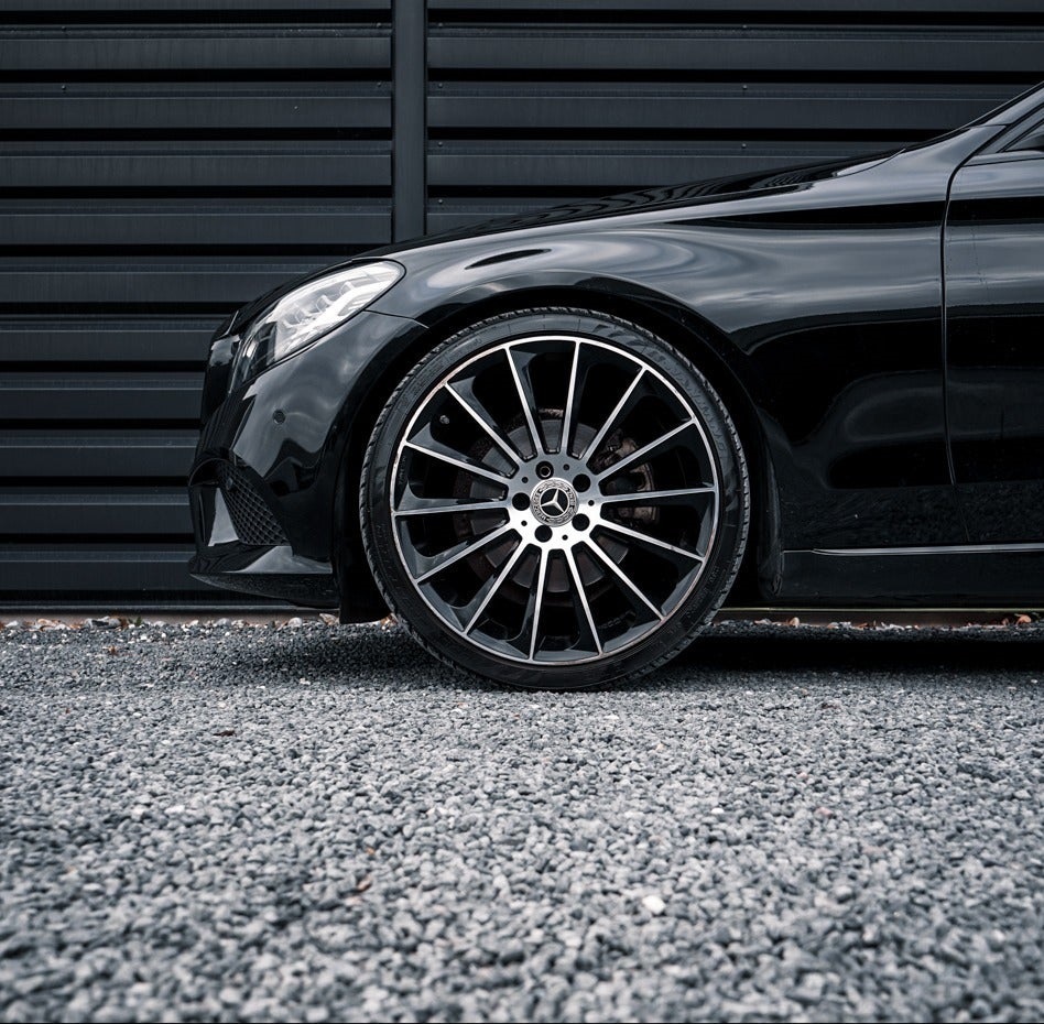 Sort Mercedes C-Klasse fra 2019
