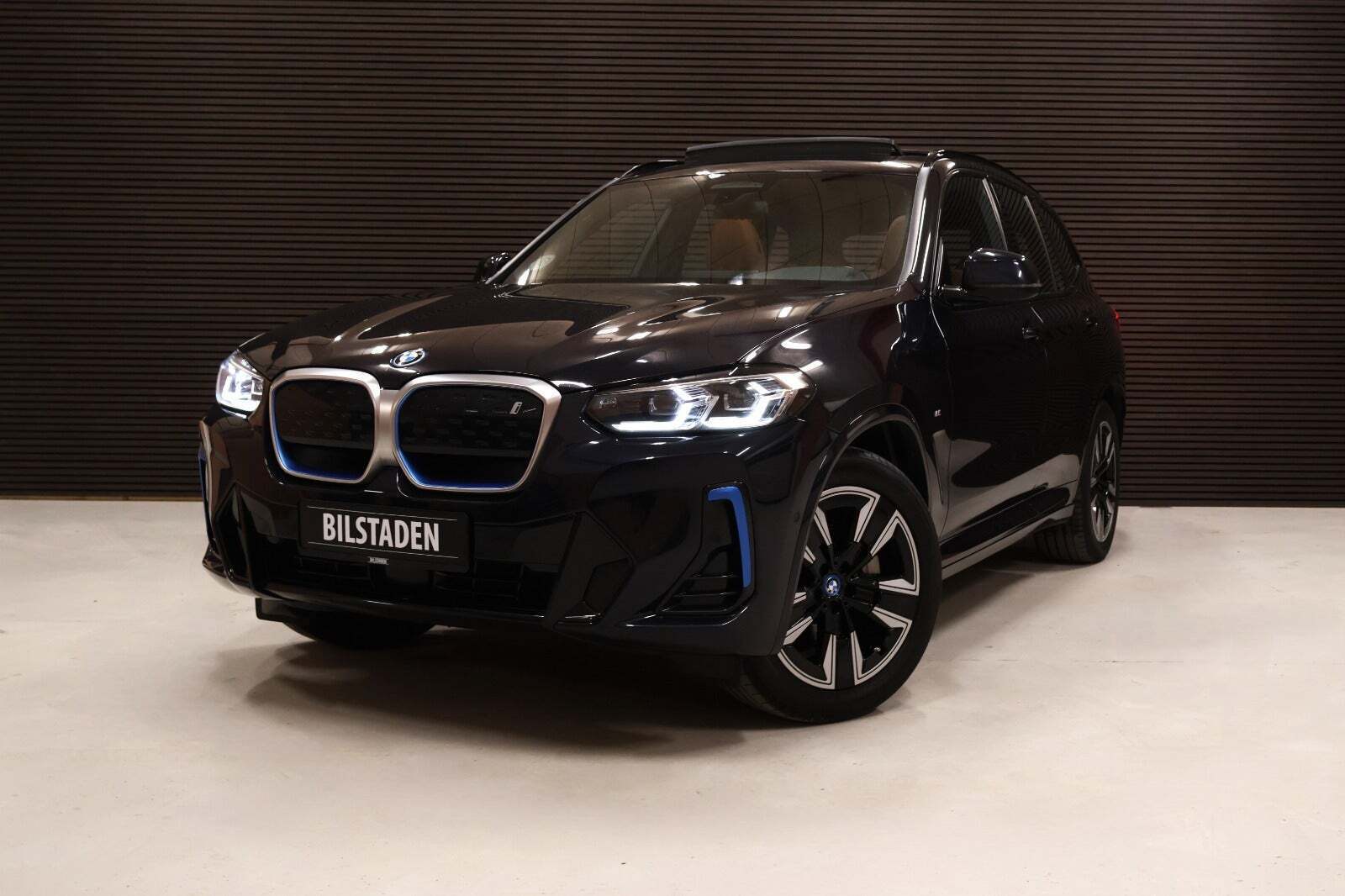 BMW iX3 Charged M-Sport