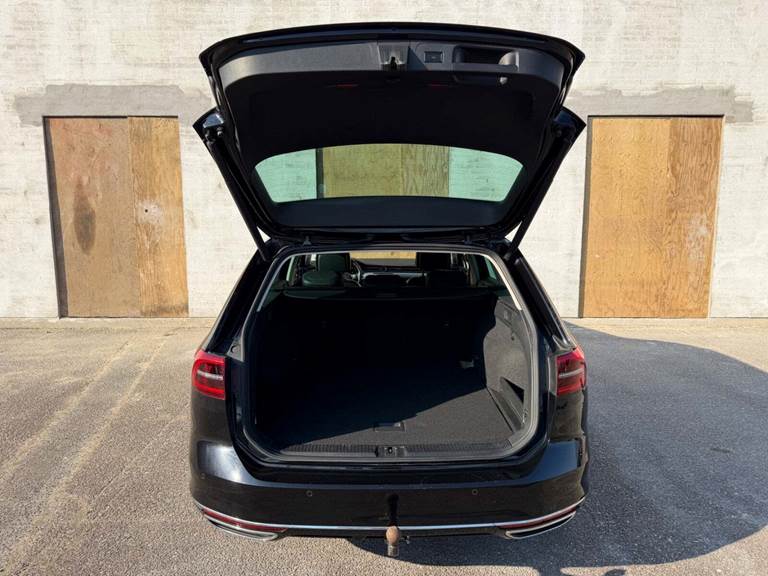 VW Passat 2,0 TDi 190 Highline Variant DSG 4Motion