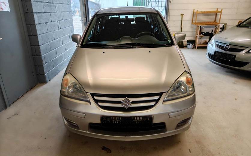 Suzuki Liana 1,6 GL