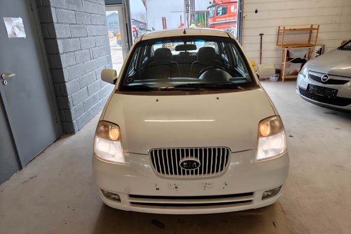 Gul Kia Picanto fra 2005