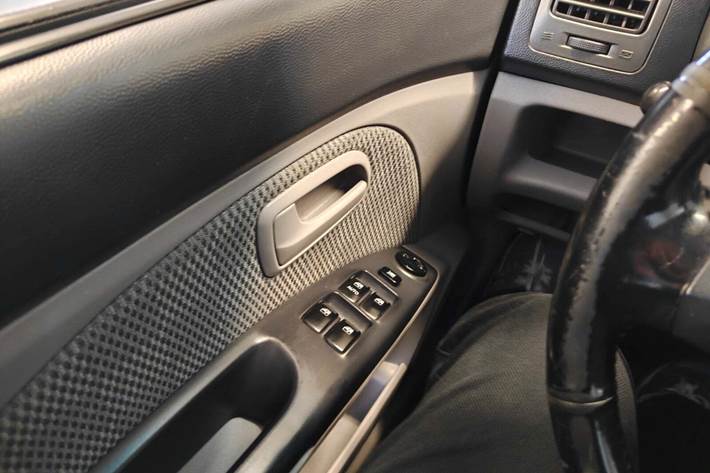 Gul Kia Picanto fra 2005