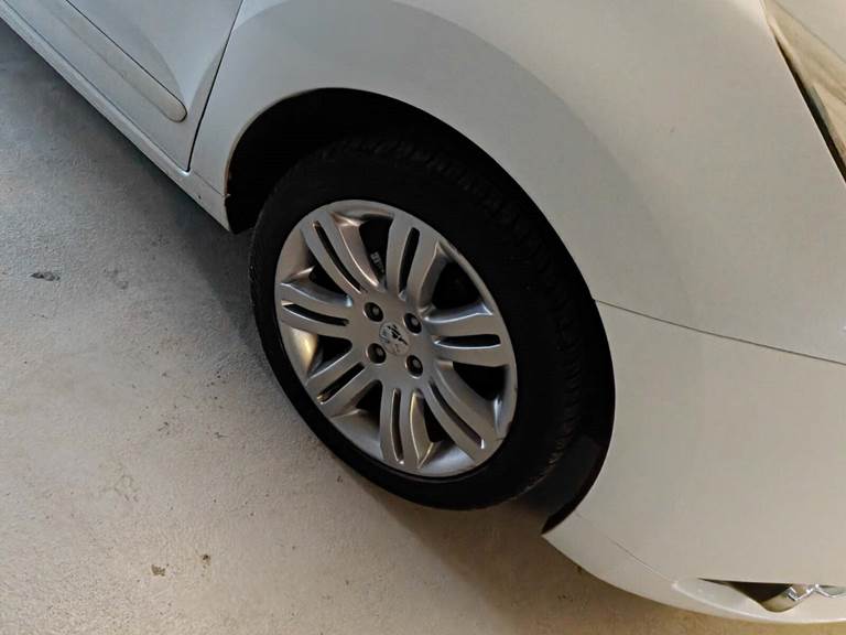 Peugeot 5008 1,6 HDi 109 Premium 7prs