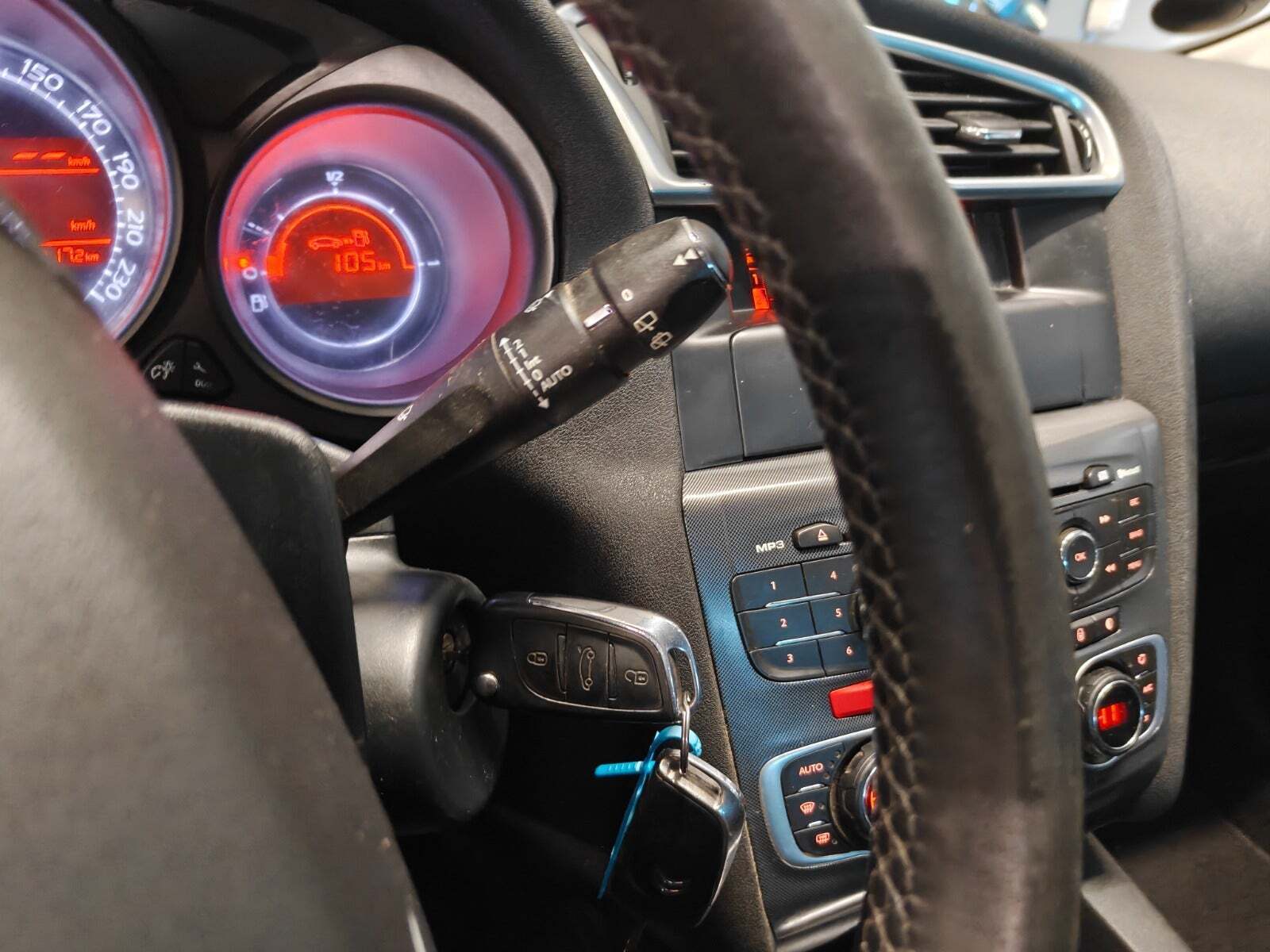 Gul Citroën C4 fra 2011