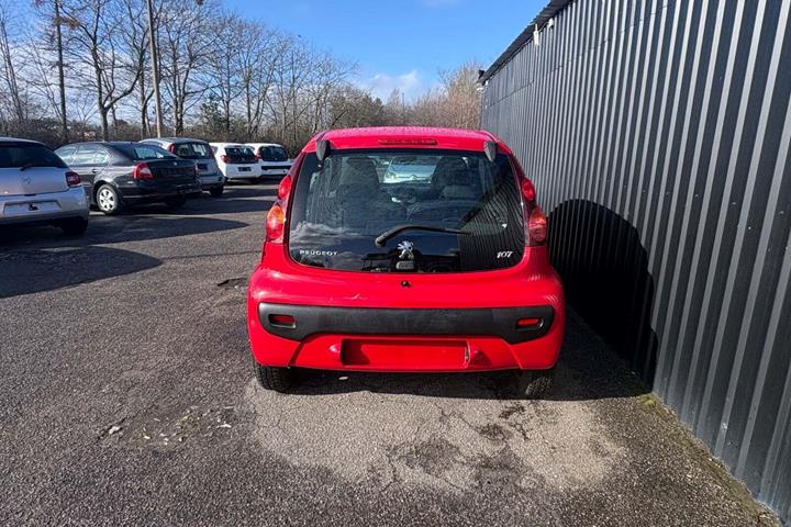 undefined Peugeot 107 fra 2013