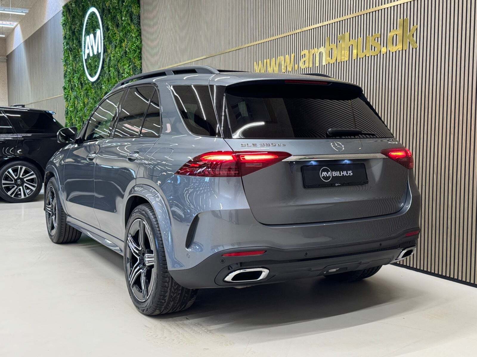 Grå Mercedes GLE350 de fra 2025