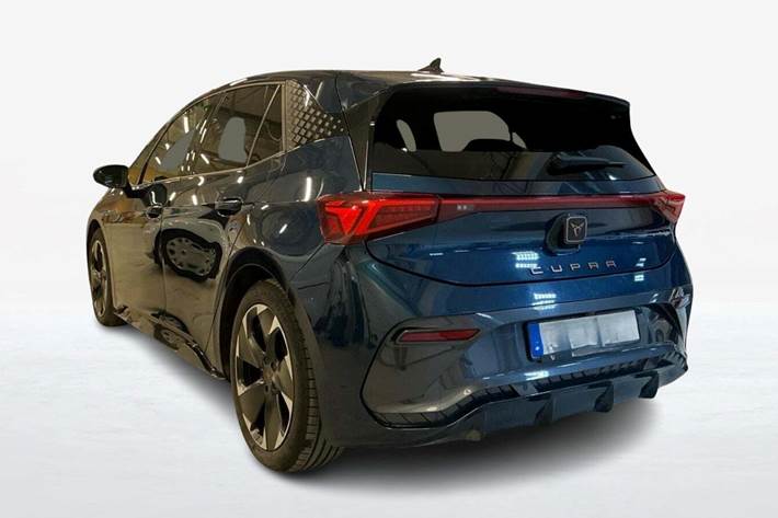 Blå Cupra Born fra 2023