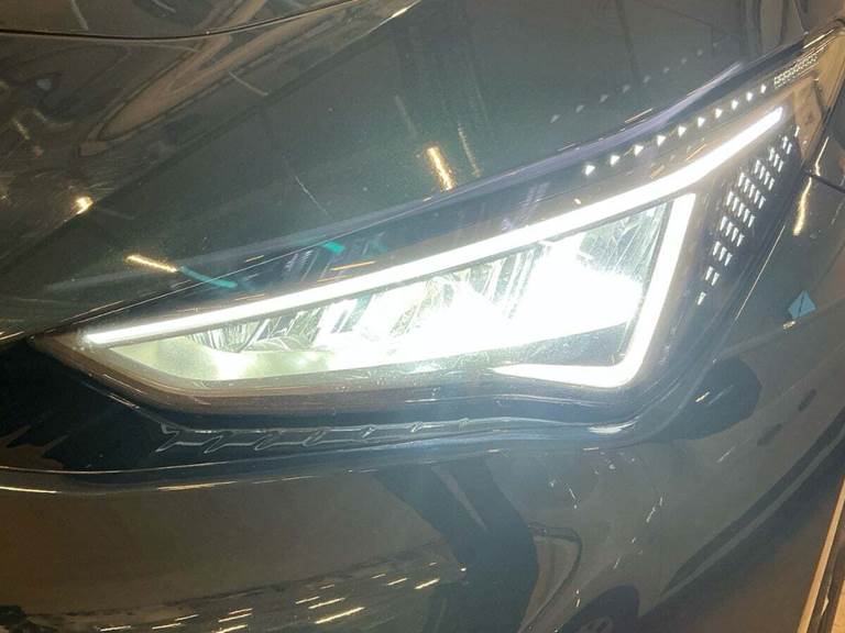 Cupra Born 77 e-Boost