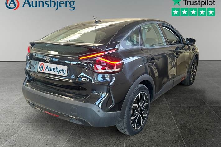 Grå Citroën ë-C4 fra 2023