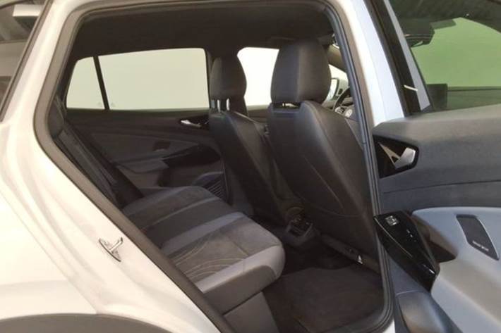 Hvid VW ID.4 fra 2025