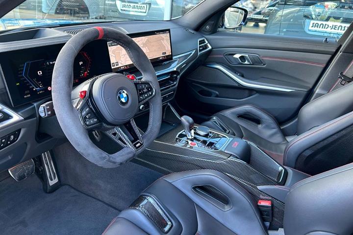 Blå BMW M3 fra 2025