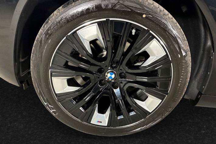 Sort BMW X3 fra 2025