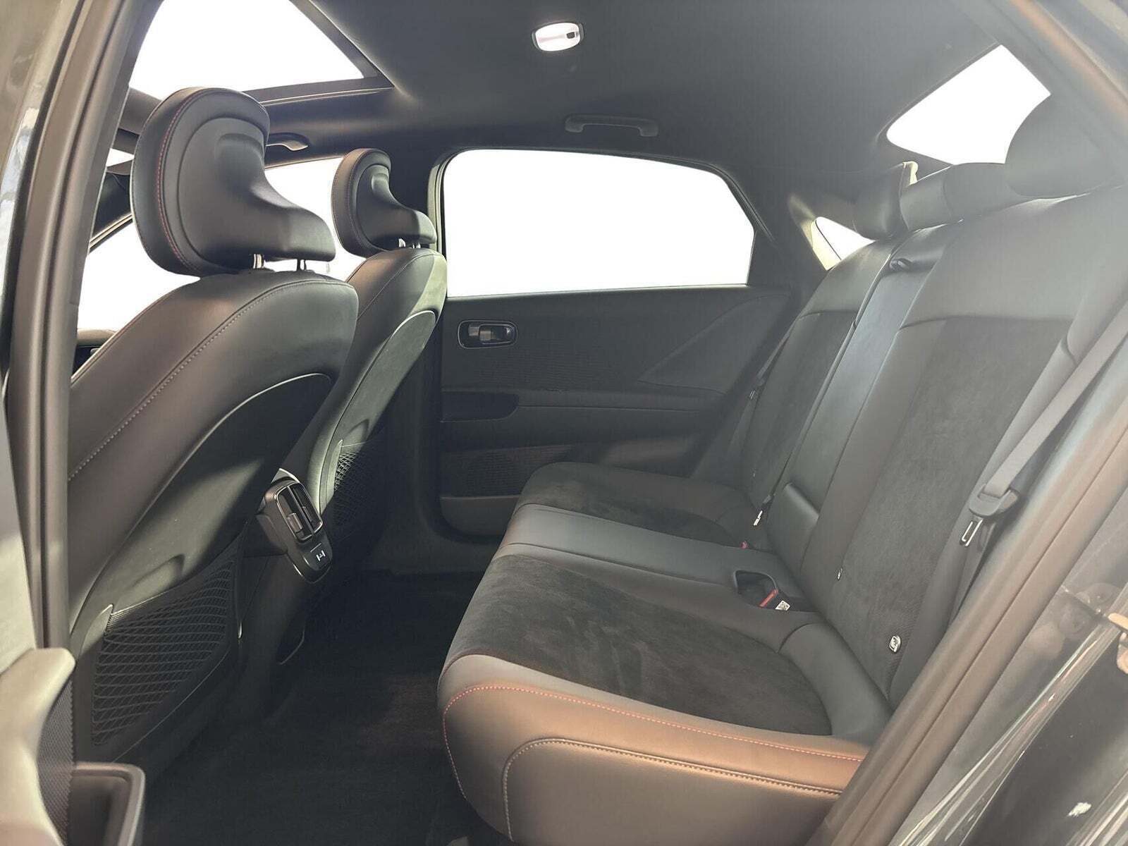 Hyundai Ioniq 6 84 N Line+ AWD