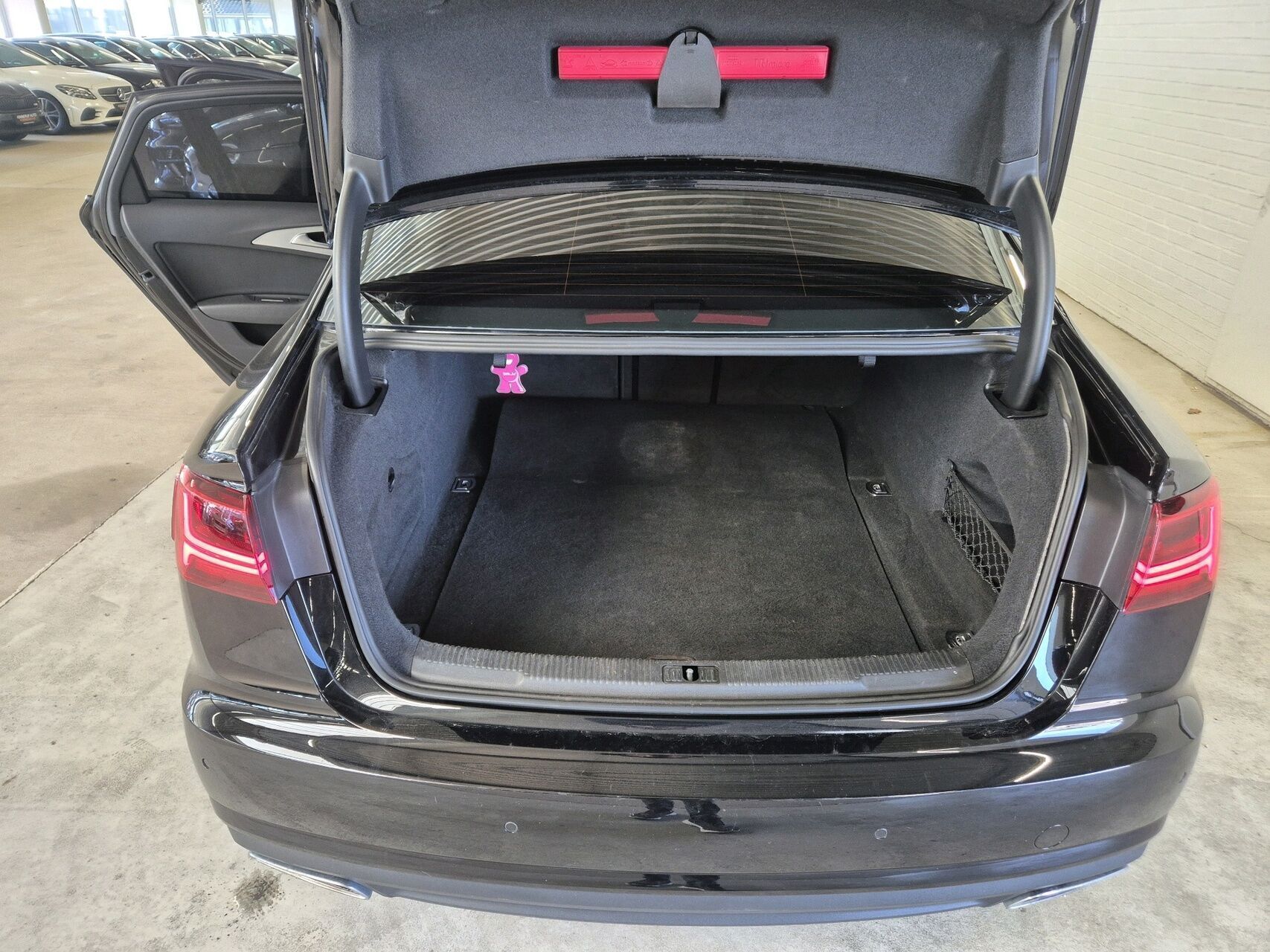 Sort Audi A6 fra 2015