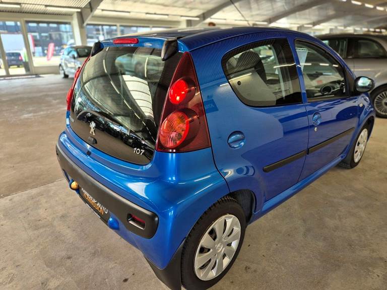 Peugeot 107 1,0 Cool 68HK 5d
